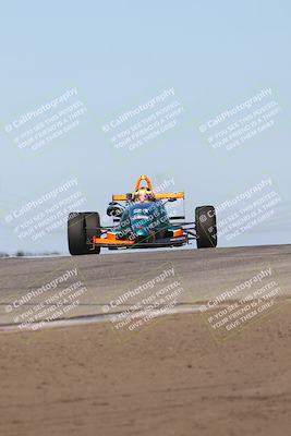 media/Oct-26-2025-CalClub SCCA (Sun) [[8ce1e69566]]/Group 3/Grapevine/